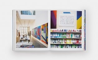 Kaws фото книги 9