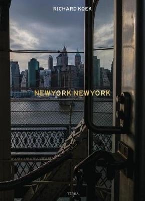 New York New York. A City Life in Photos фото книги