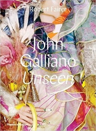 John Galliano: Unseen фото книги