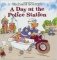 Richard Scarry's A Day at the Police Station фото книги маленькое 2