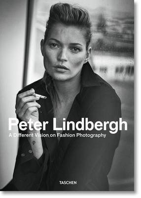 Peter Lindbergh. A Different Vision on Fashion Photography фото книги