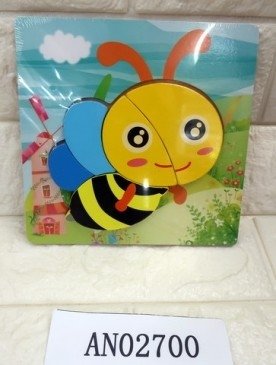 Деревянная рамка-вкладыш "Пчелка" (14,5х14,5 см) фото книги