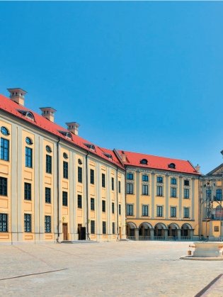 Замкі Беларусі. Таямніцы мінулых стагоддзяў фото книги 9