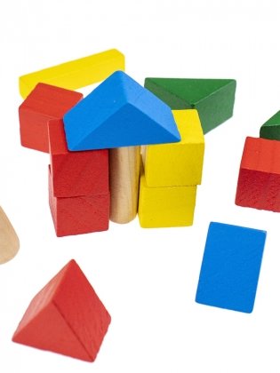 Деревянная игрушка "Конструктор. Цветные фигуры", 8х12 см, арт. AN02804 фото книги 4