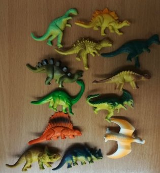 Набор фигурок "Динозавры" фото книги 2