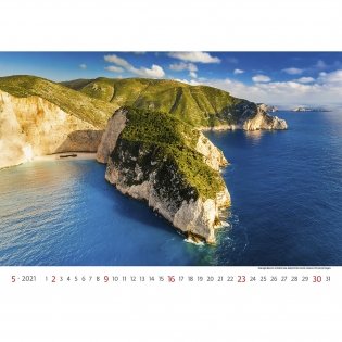 Sea (Море). Календарь настенный на пружине на 2021 год фото книги 5