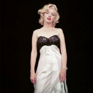 The Essential Marilyn Monroe. Milton H. Greene. 50 Sessions фото книги