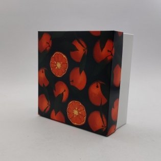 Коробка подарочная 16х16х8 см (дизайн 3) фото книги